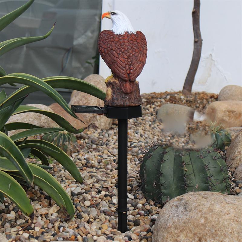 Eagle Figure Garden Solar Lamp™