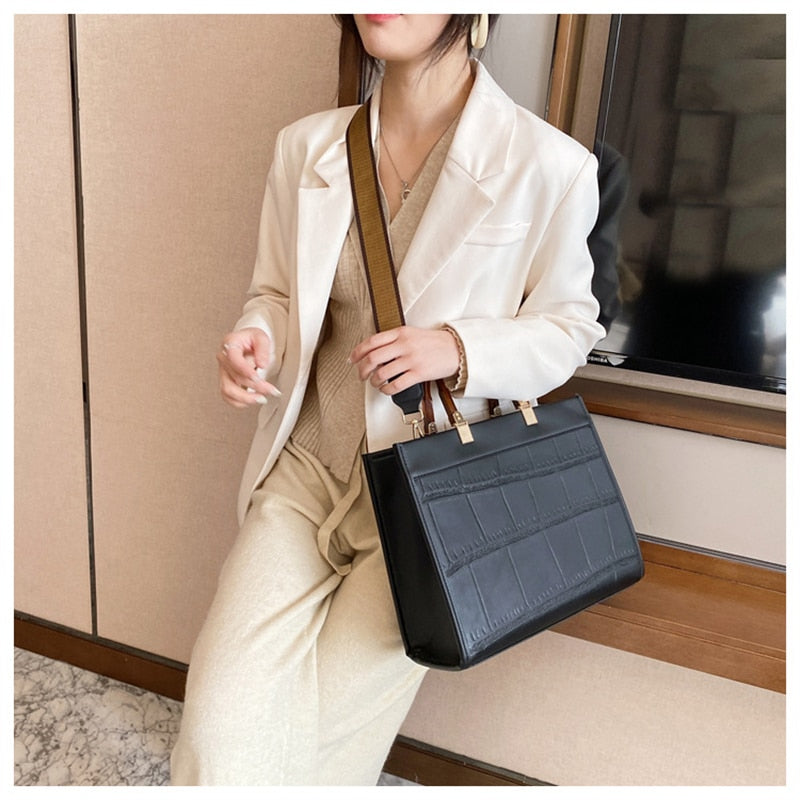 Women's Luxury Shoulder Bag™