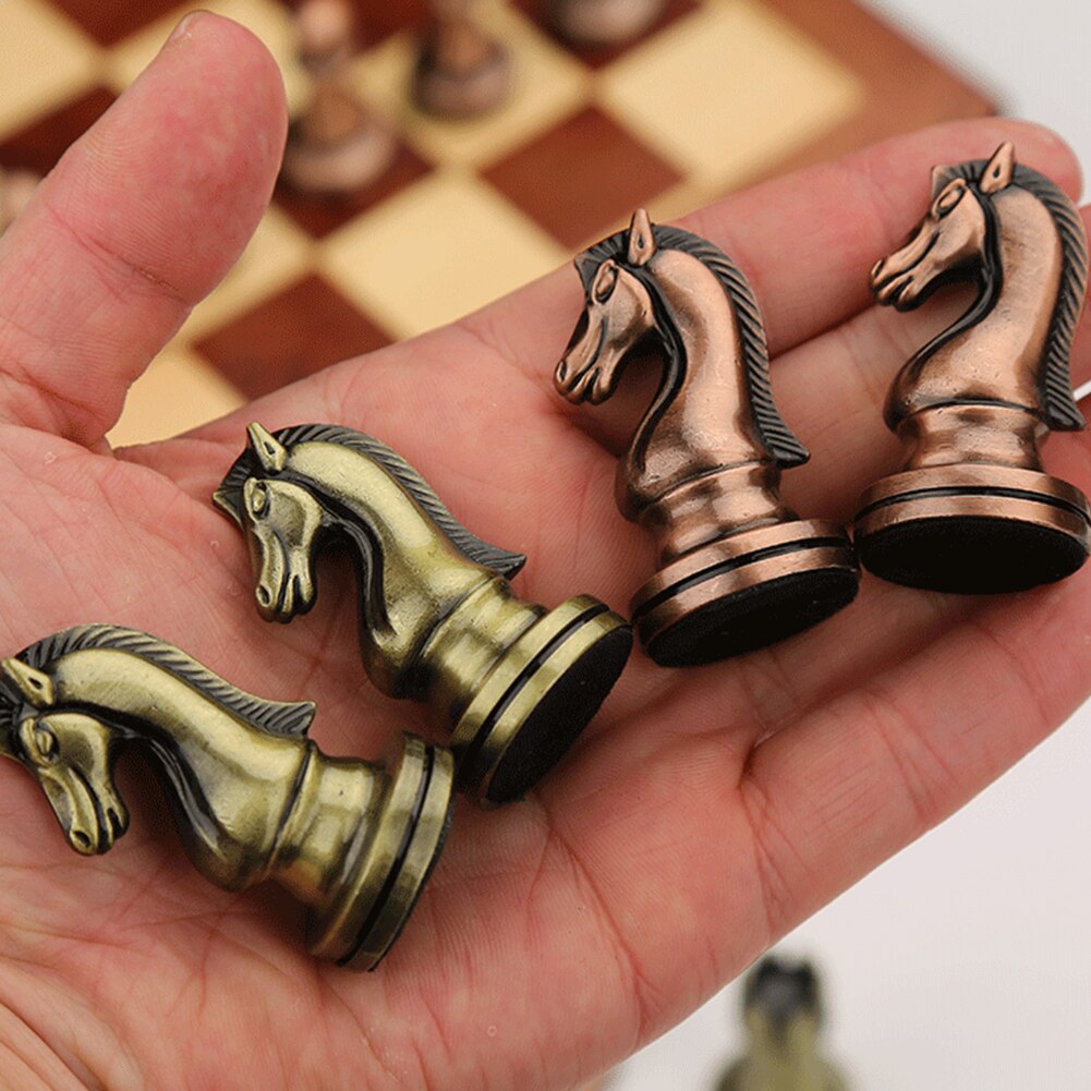 Luxury Chess Board with Metal Pieces and Wooden Box