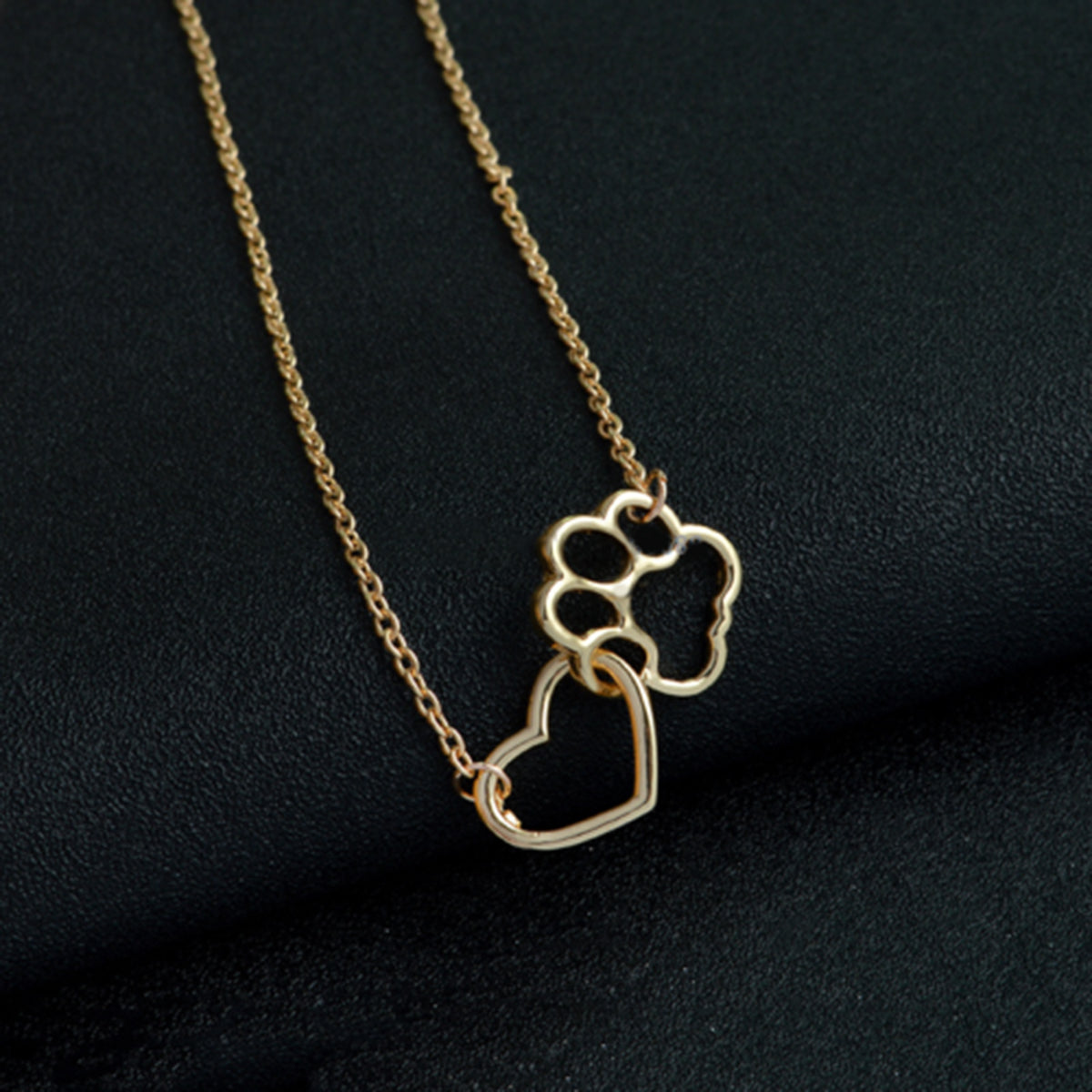 Dog Footprint Necklace - Gitelle